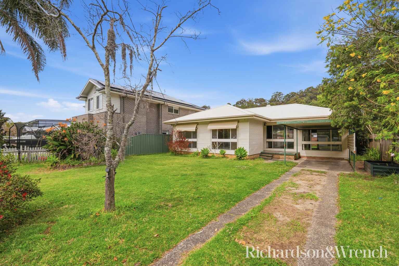 54 Bluefish Crescent Tascott 54 Bluefish Crescent Tascott