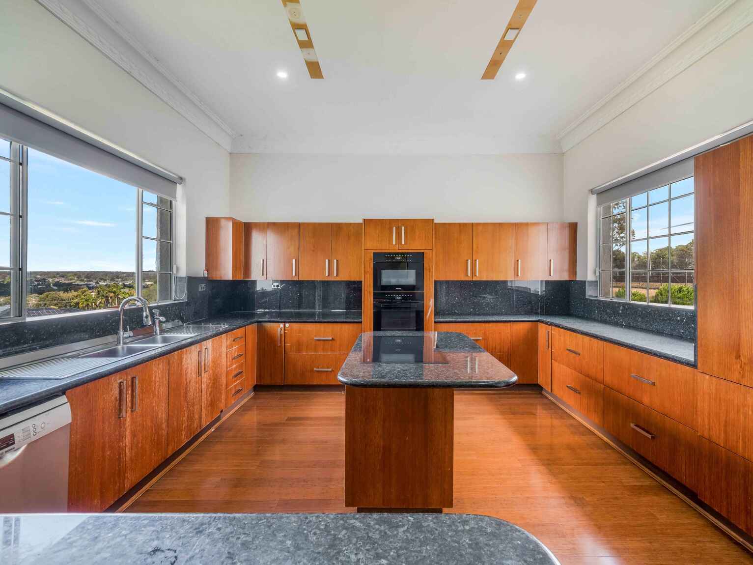 212 Campbelltown Road Denham Court 212 Campbelltown Road Denham Court
