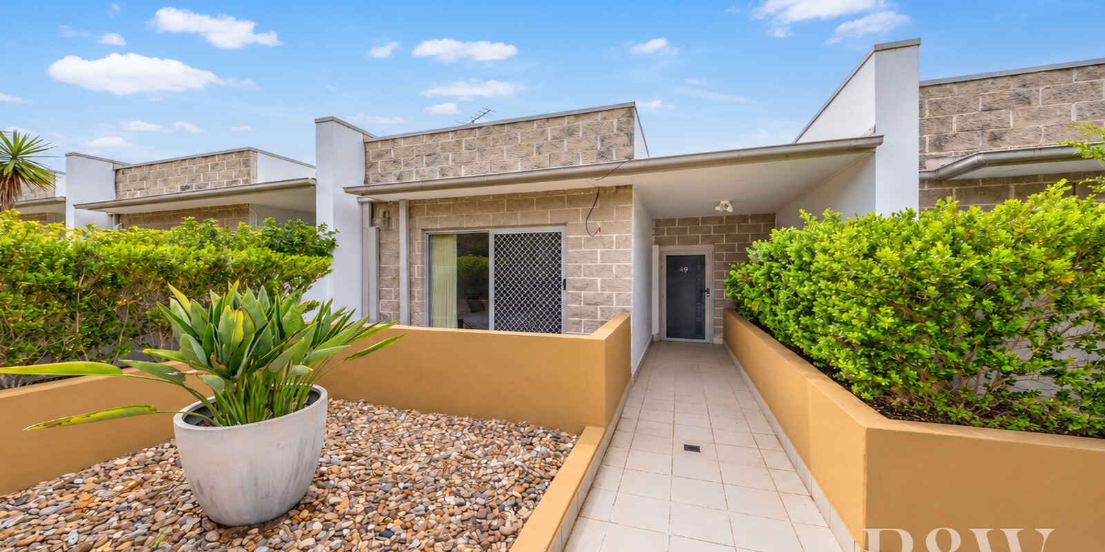 49/17 POPLAR CRESCENT Bradbury 49/17 POPLAR CRESCENT Bradbury