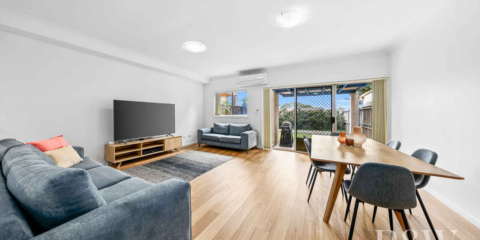 49/17 POPLAR CRESCENT Bradbury 49/17 POPLAR CRESCENT Bradbury