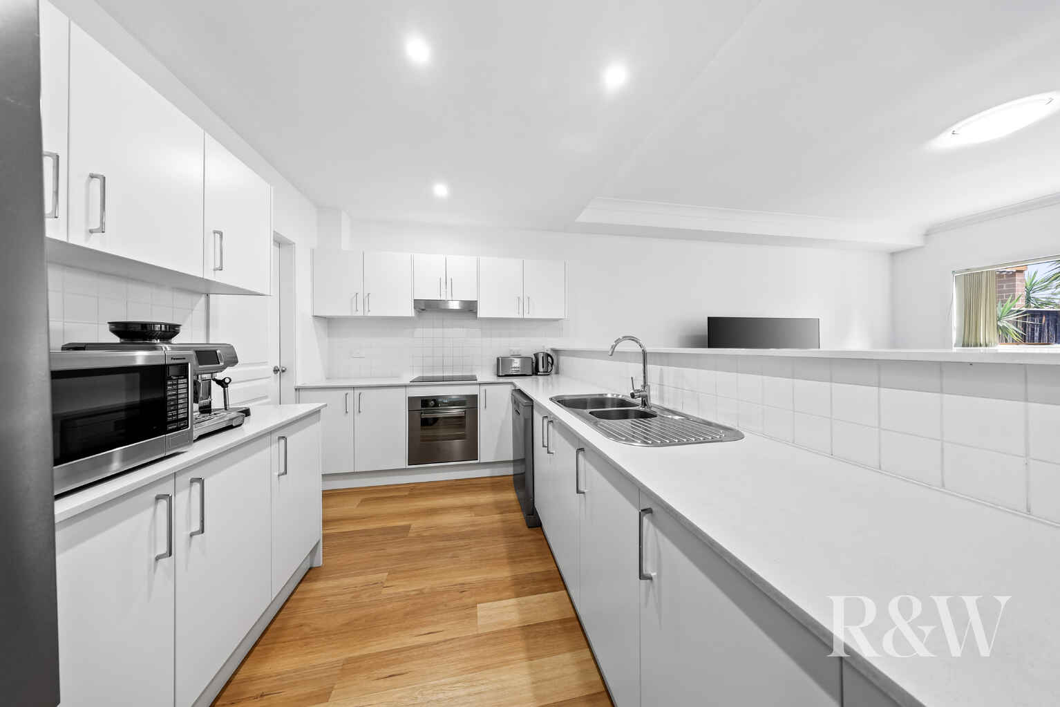 49/17 POPLAR CRESCENT Bradbury 49/17 POPLAR CRESCENT Bradbury