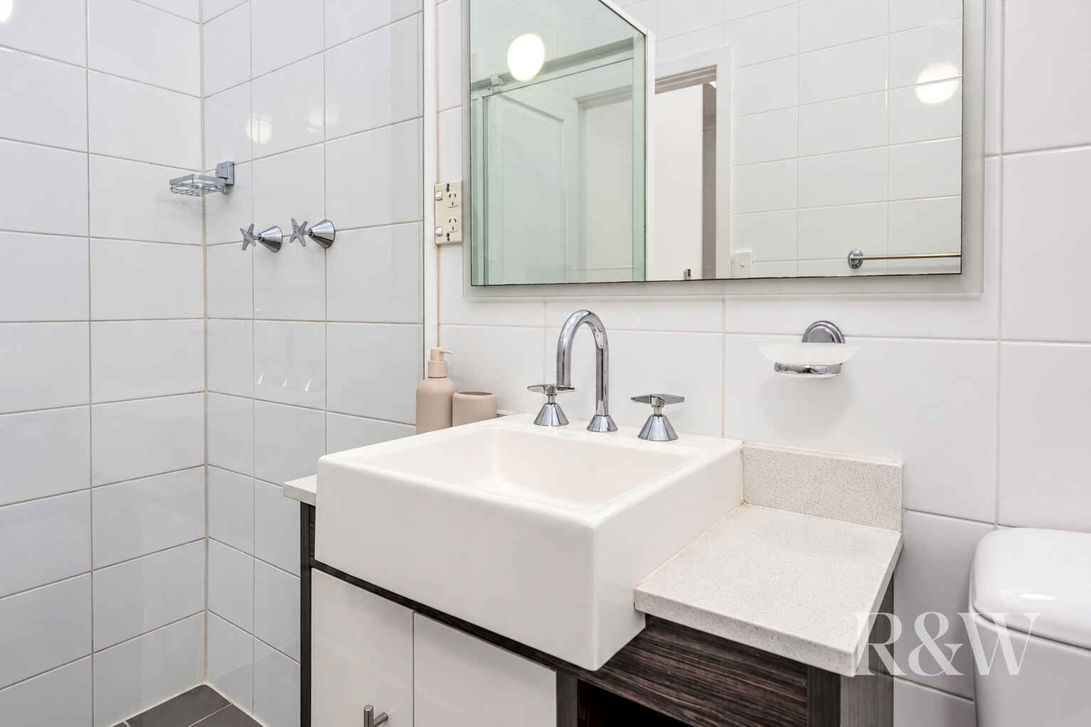 49/17 POPLAR CRESCENT Bradbury 49/17 POPLAR CRESCENT Bradbury