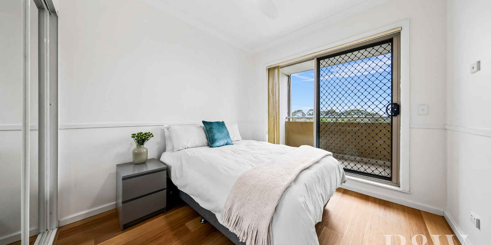49/17 POPLAR CRESCENT Bradbury 49/17 POPLAR CRESCENT Bradbury