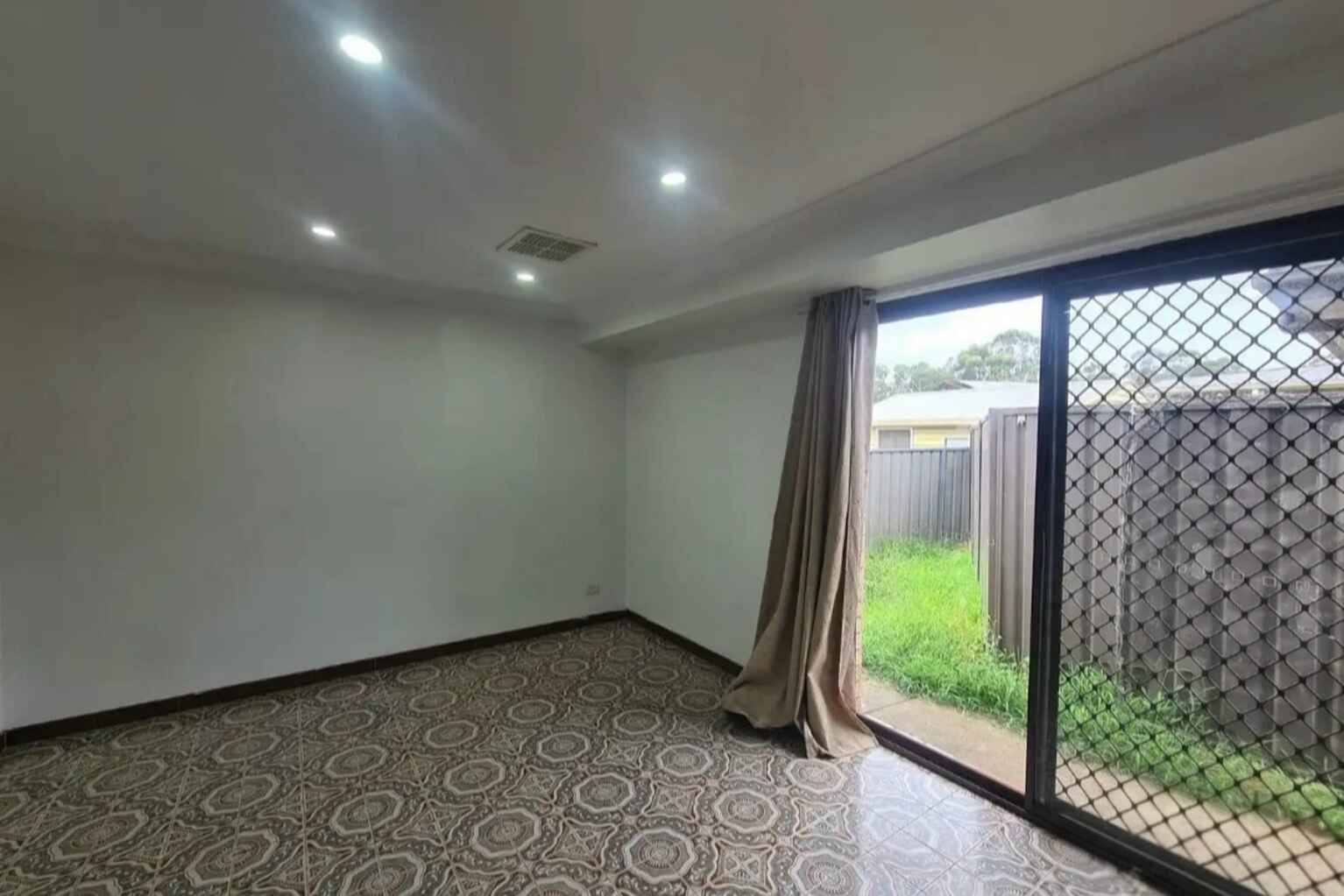 76 De Meyrick Avenue Lurnea