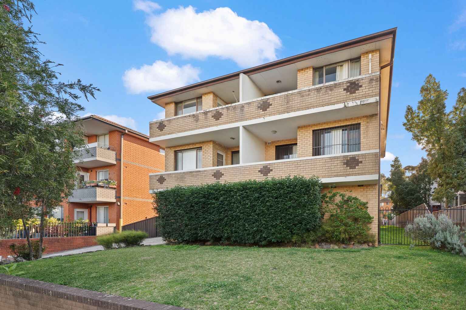 11/22 Terrace Road Dulwich Hill