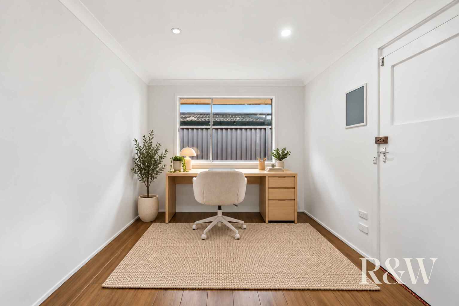 32 POPLAR CRESCENT Bradbury 32 POPLAR CRESCENT Bradbury