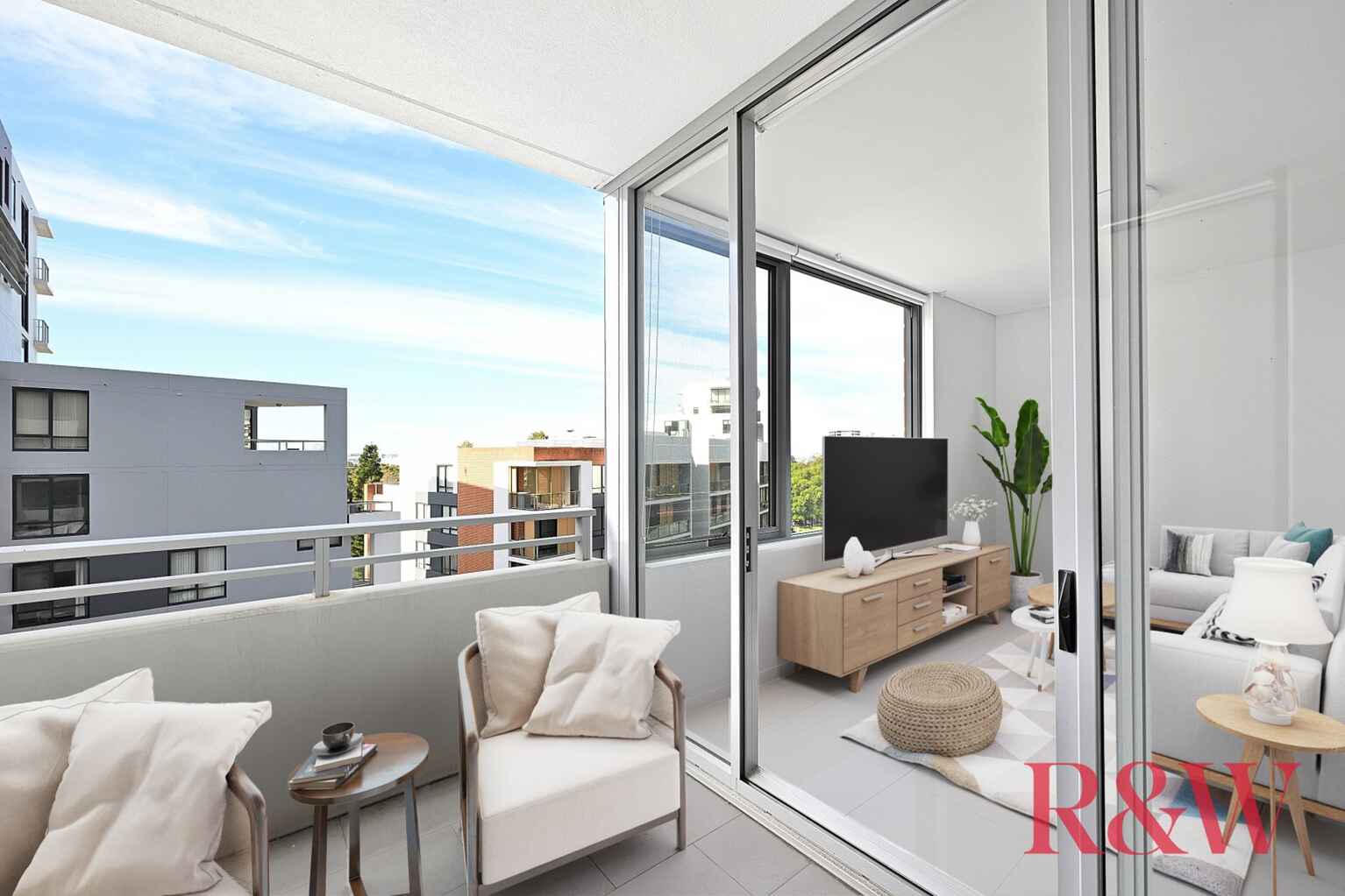 606/1 Brodie Spark Drive Wolli Creek 606/1 Brodie Spark Drive Wolli Creek