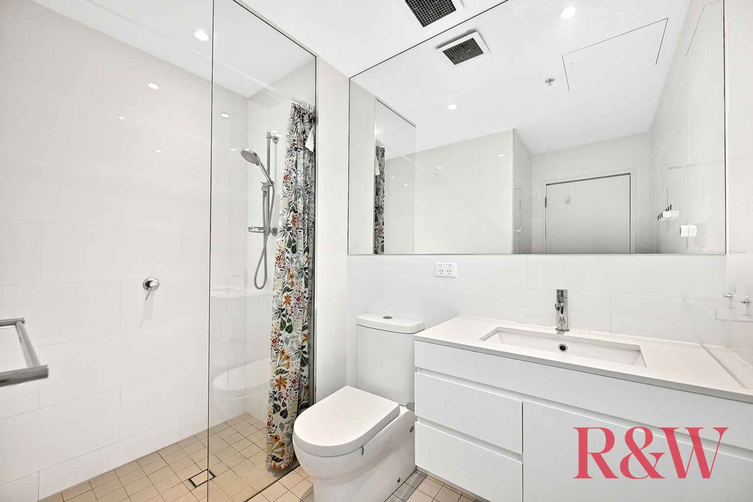 606/1 Brodie Spark Drive Wolli Creek 606/1 Brodie Spark Drive Wolli Creek