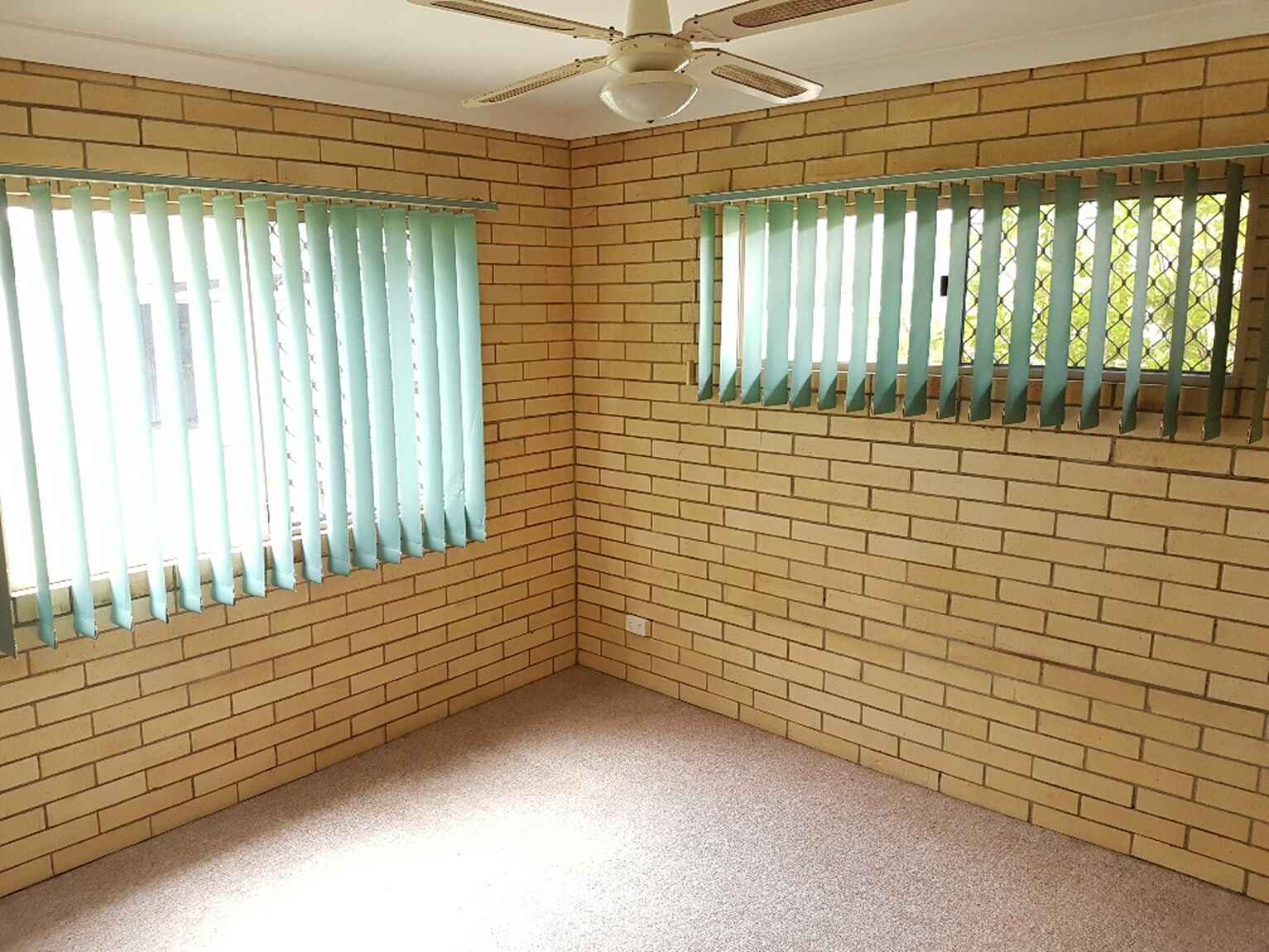 2/23 Kalunda Drive Caboolture