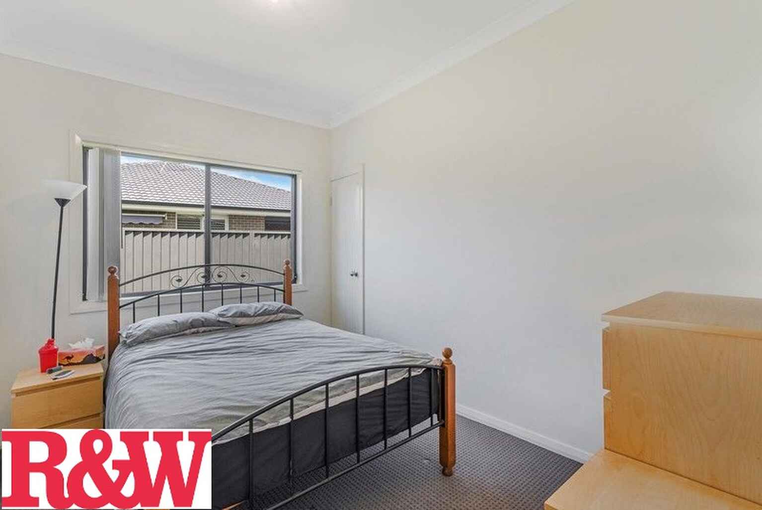 37 Mooney Street Spring Farm 37 Mooney Street Spring Farm