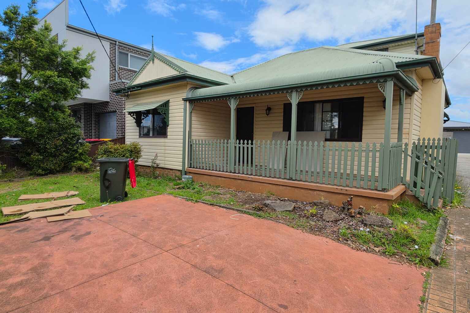 6  Alexander Street Smithfield