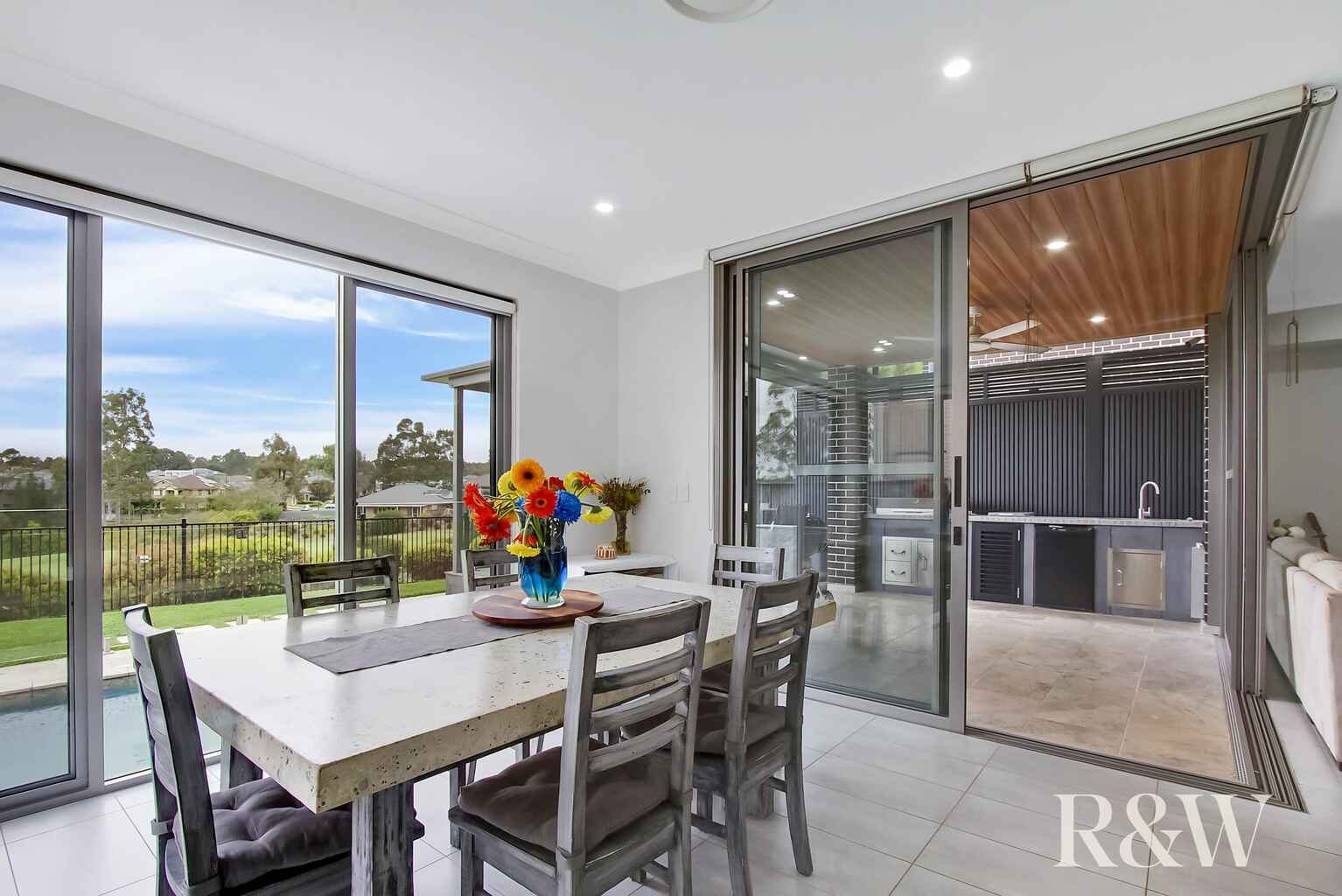 8 Aspect Crescent Colebee