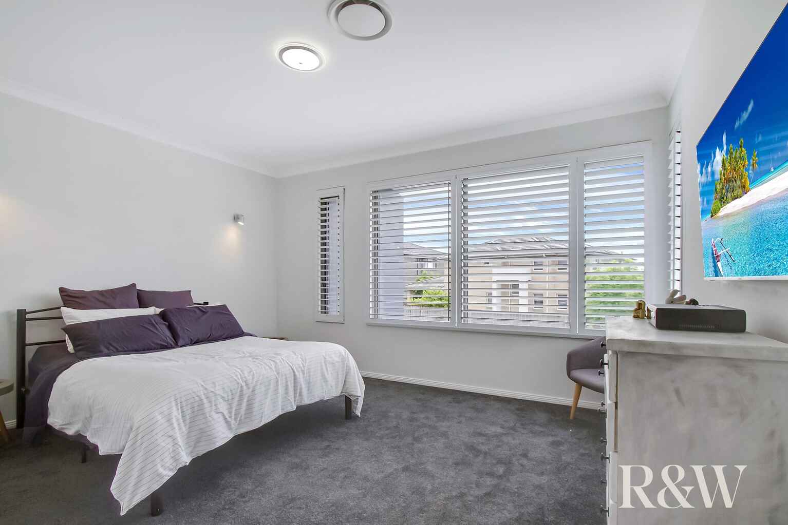 8 Aspect Crescent Colebee