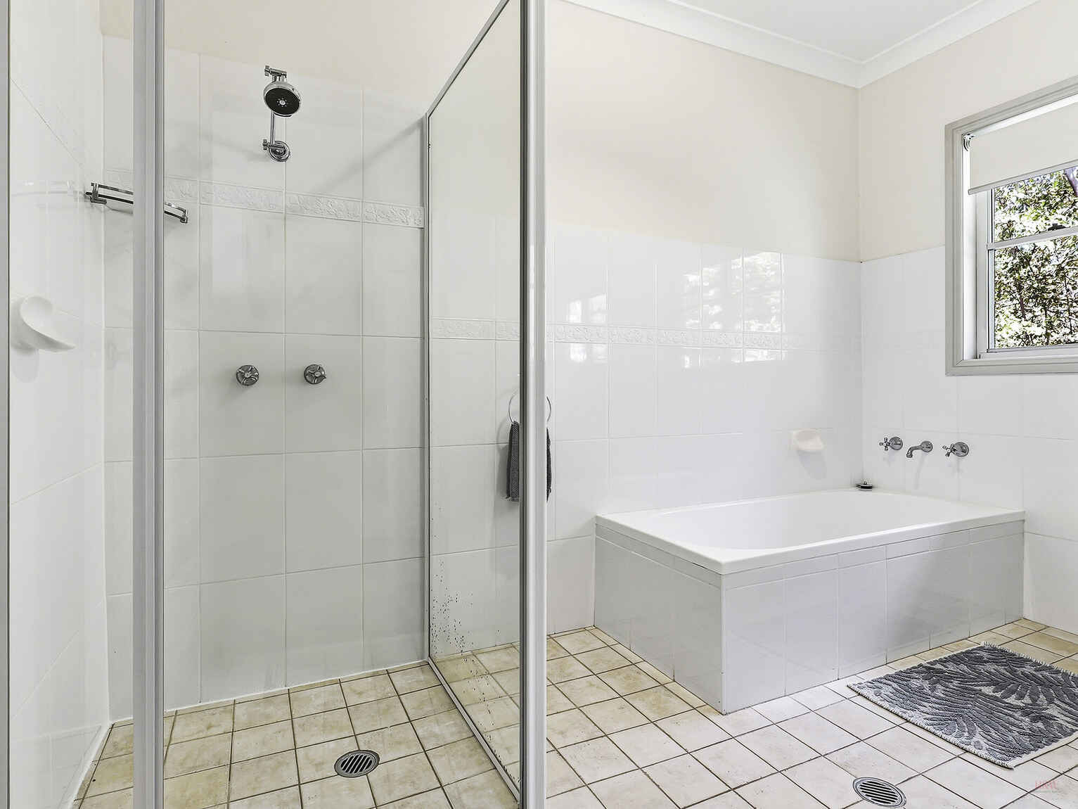44 Oxley Drive Bowral 44 Oxley Drive Bowral