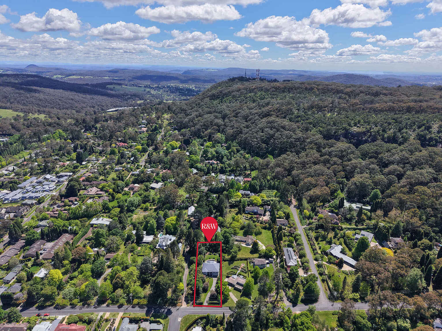 44 Oxley Drive Bowral 44 Oxley Drive Bowral