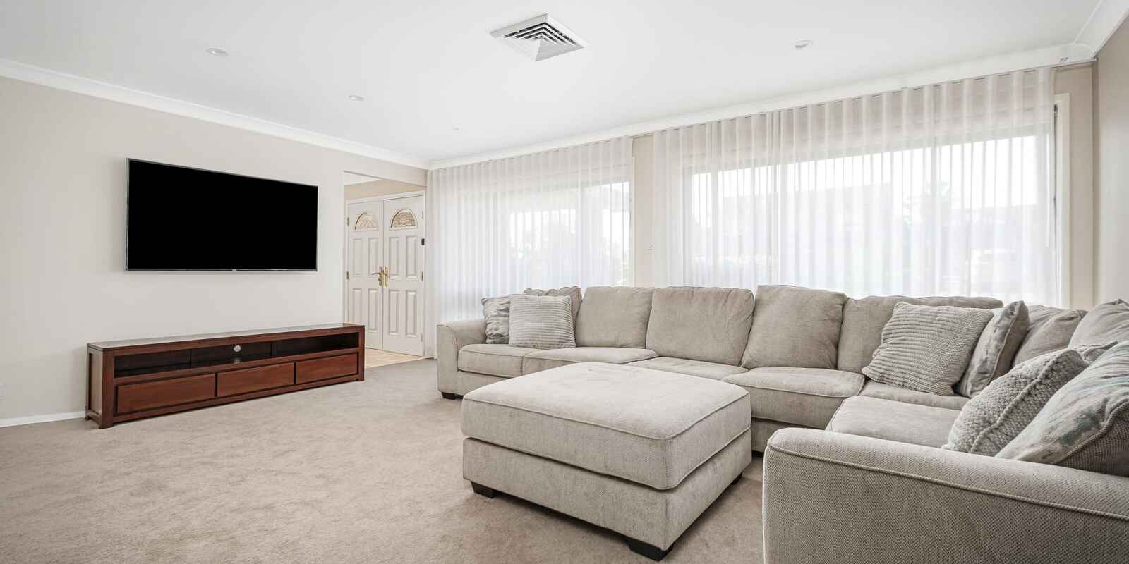 14 Kelmscott Way St Clair 14 Kelmscott Way St Clair