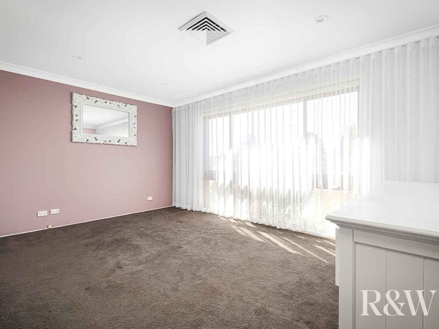 14 Kelmscott Way St Clair 14 Kelmscott Way St Clair