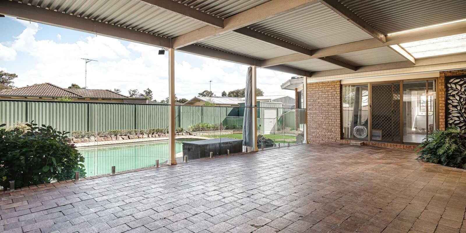 14 Kelmscott Way St Clair 14 Kelmscott Way St Clair