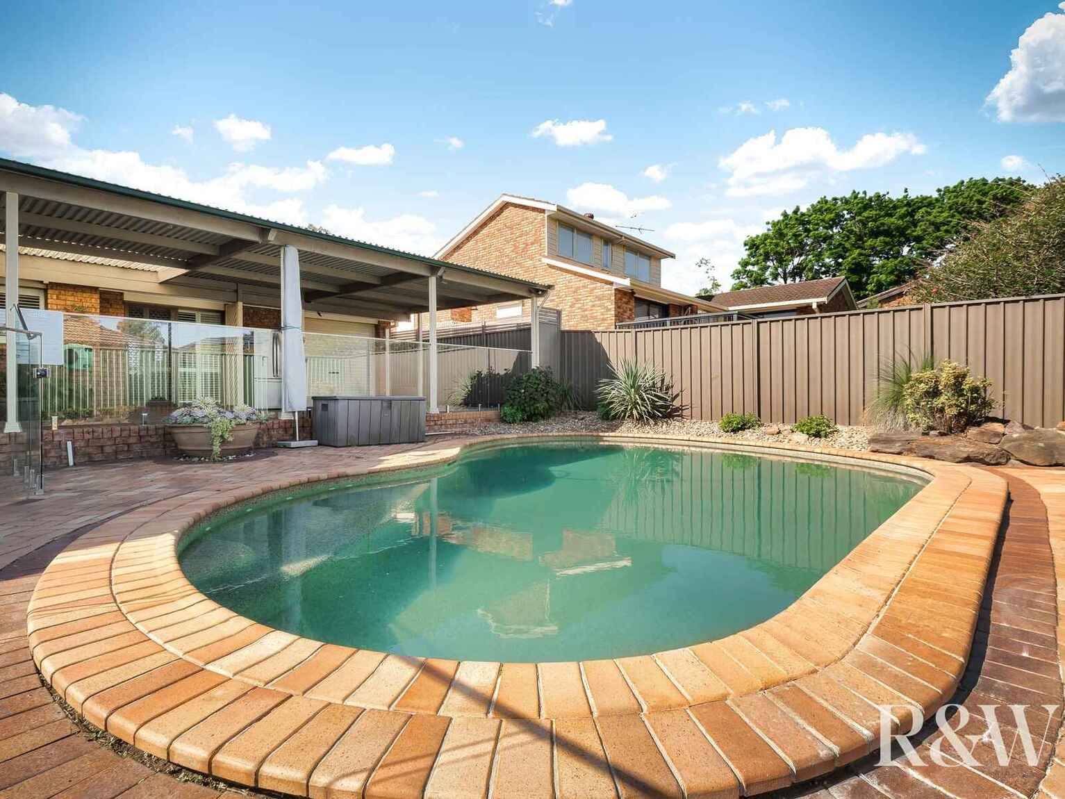 14 Kelmscott Way St Clair 14 Kelmscott Way St Clair