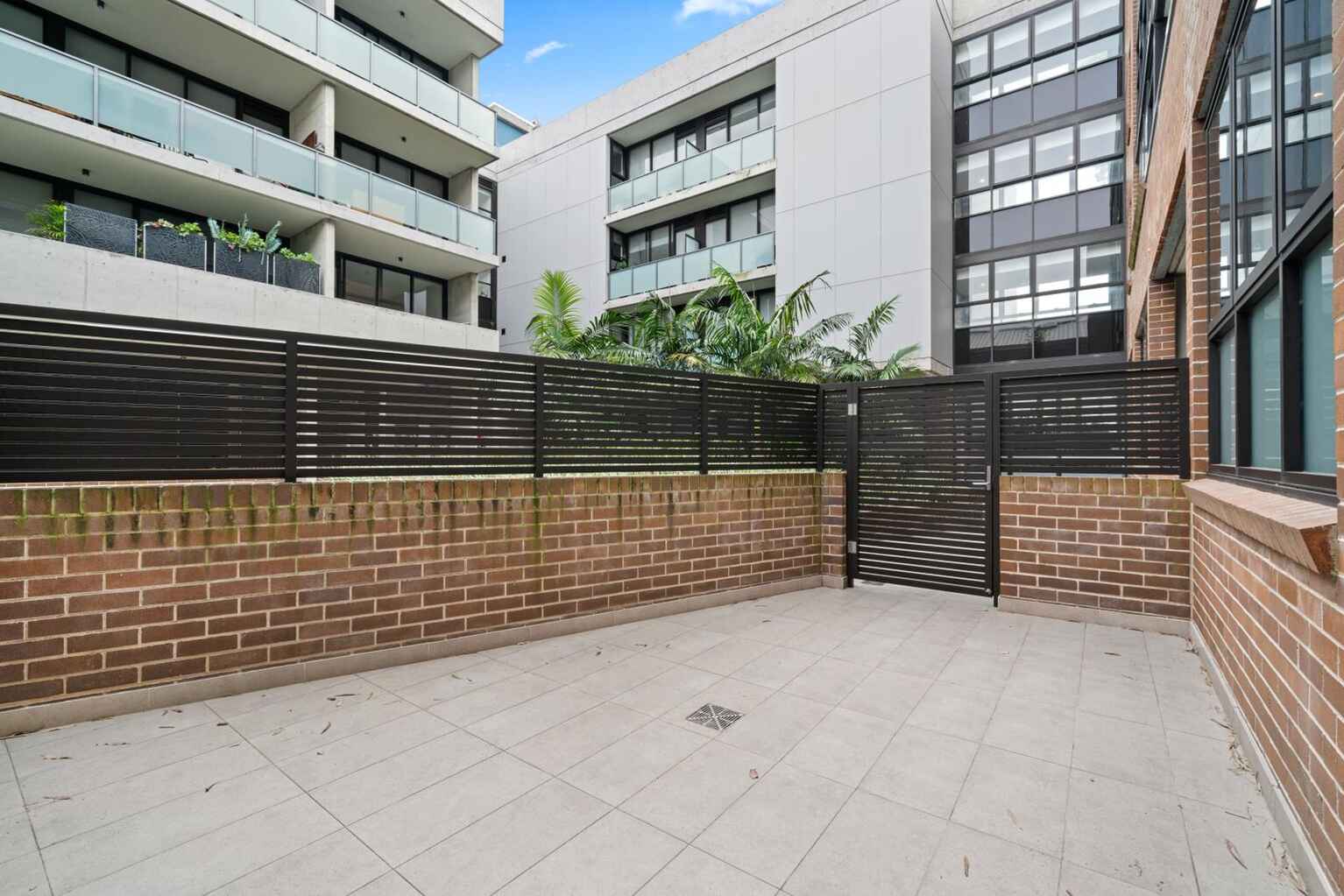 G12/10-20 McEvoy Street Waterloo