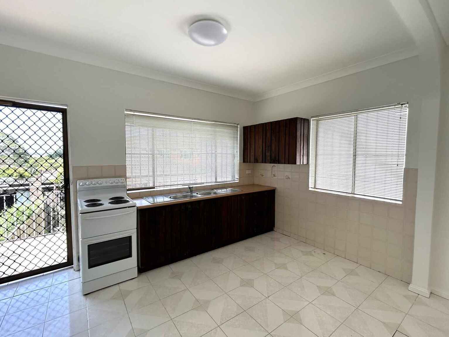 2/628 New Canterbury Road Hurlstone Park