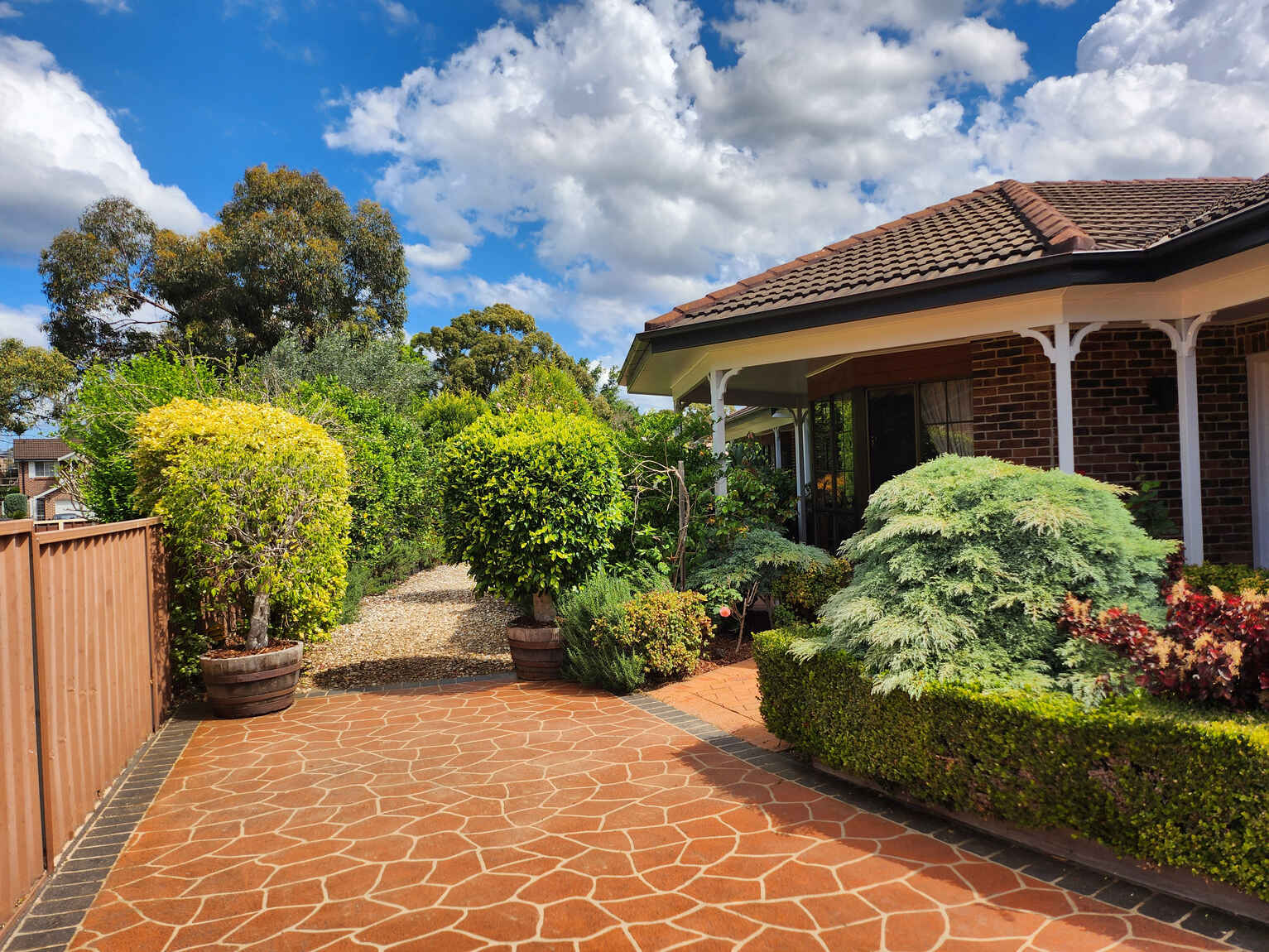 5 Phar Lap Close Casula
