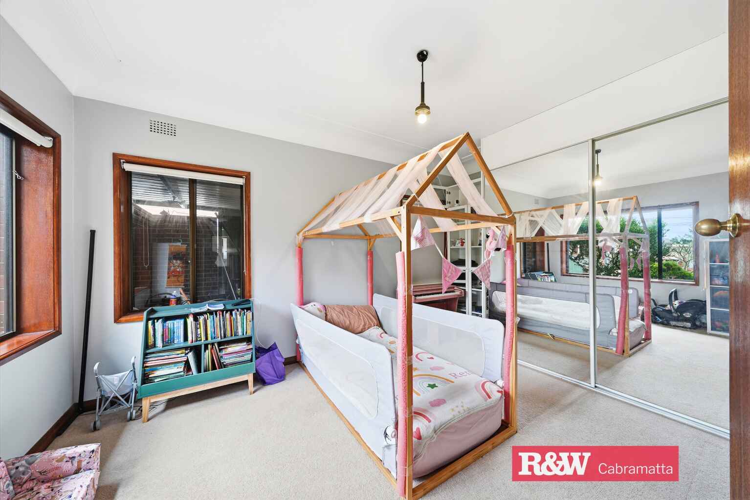 21 Montgomery Avenue South Granville