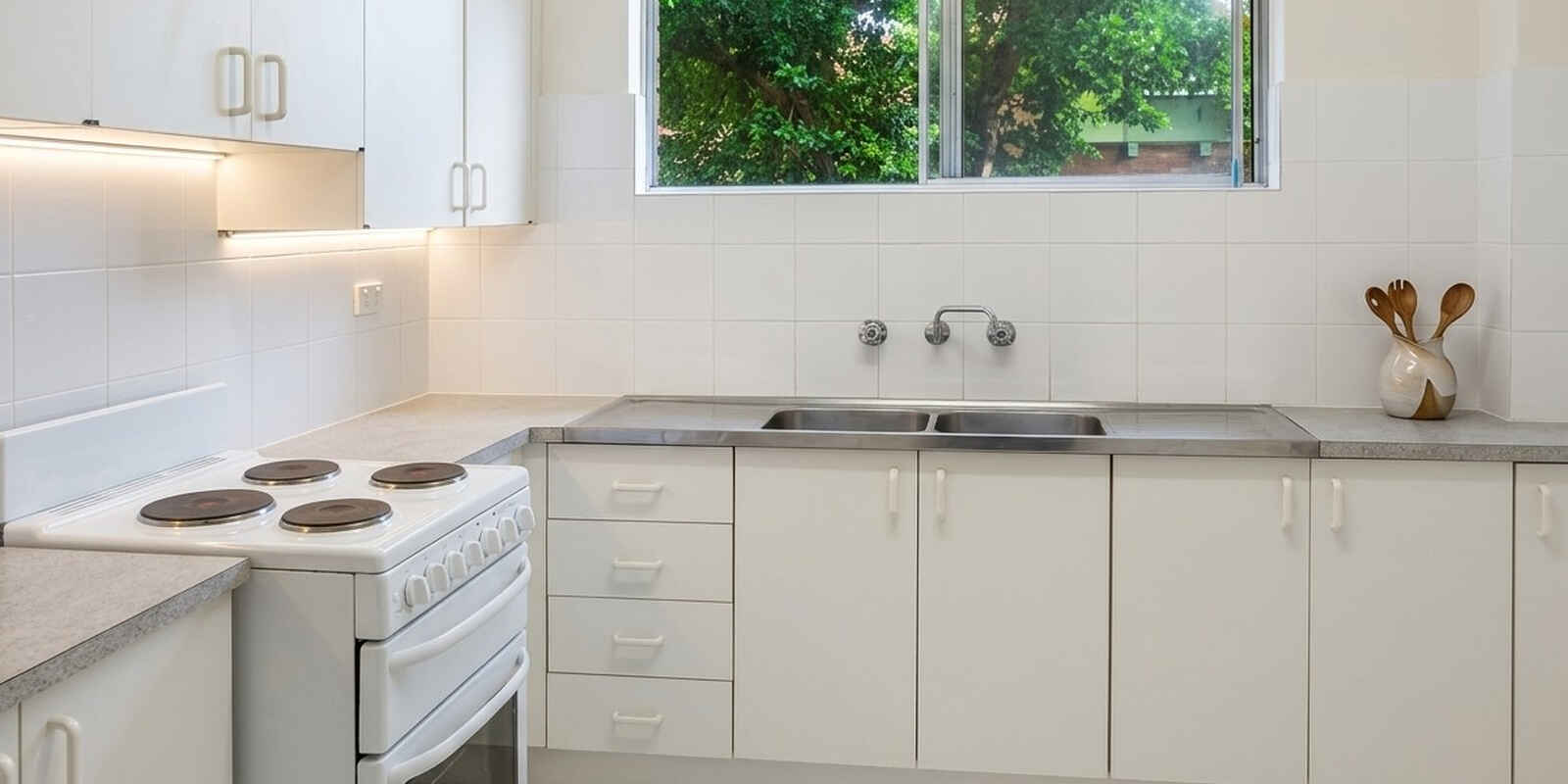 1/126 Ben Boyd Rd Neutral Bay