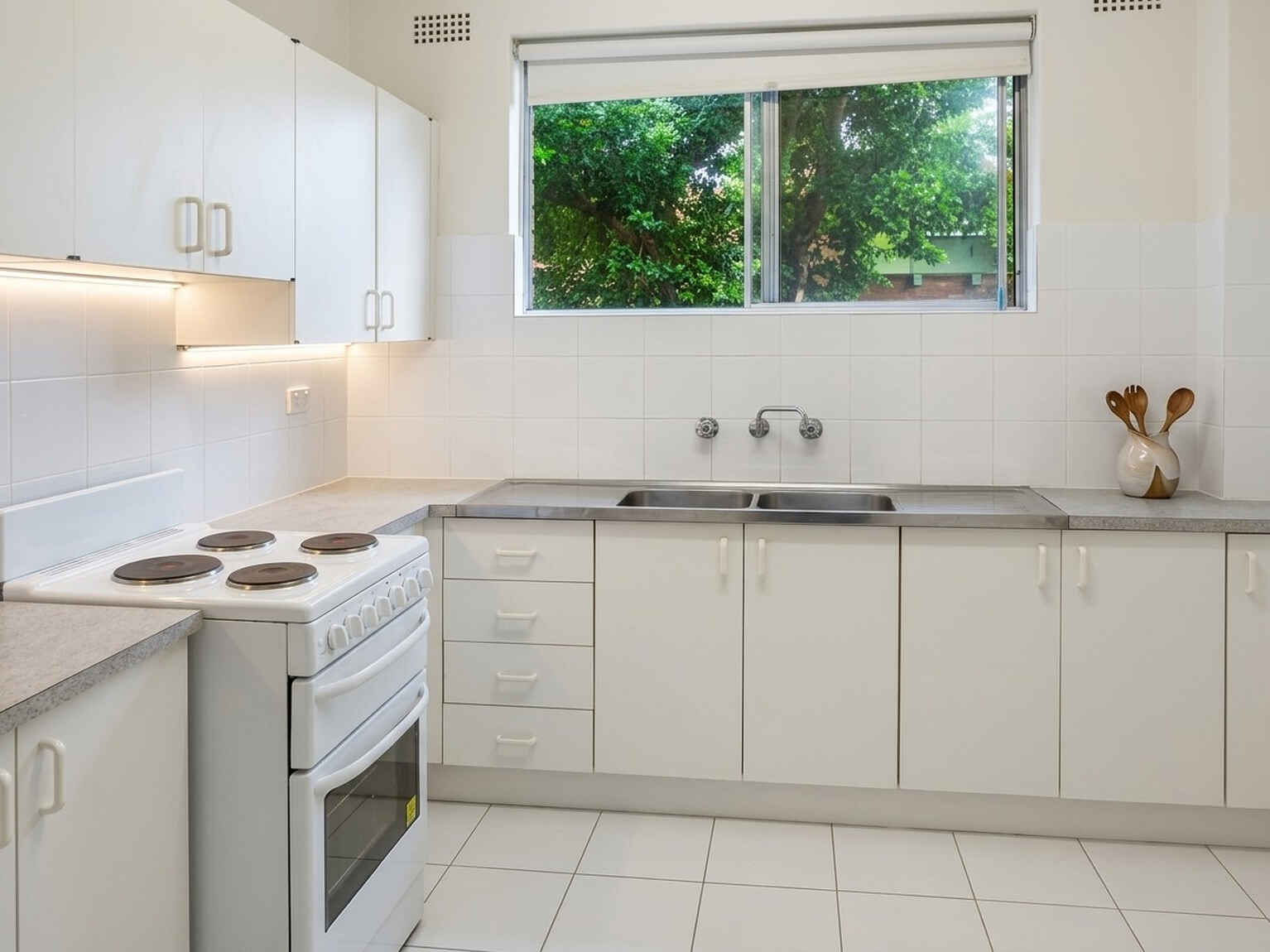 1/126 Ben Boyd Rd Neutral Bay