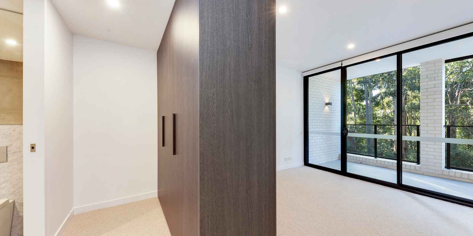 8/52 Eastern Valley way Northbridge