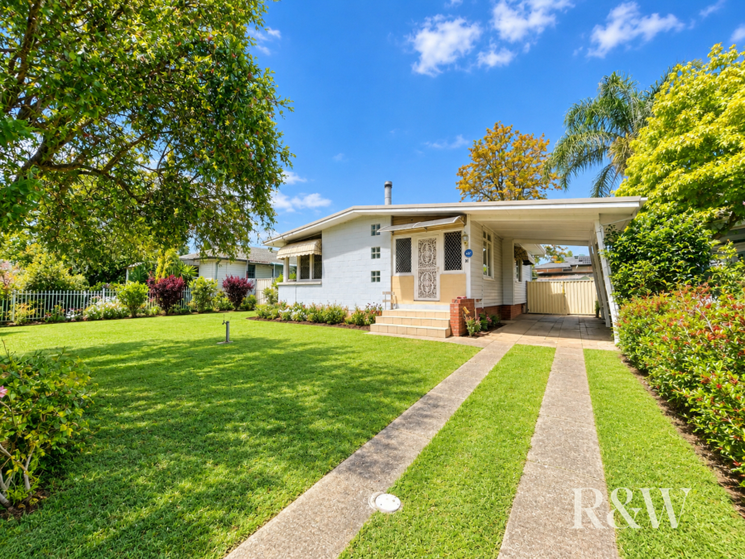 12 Fitzgerald Crescent Blackett