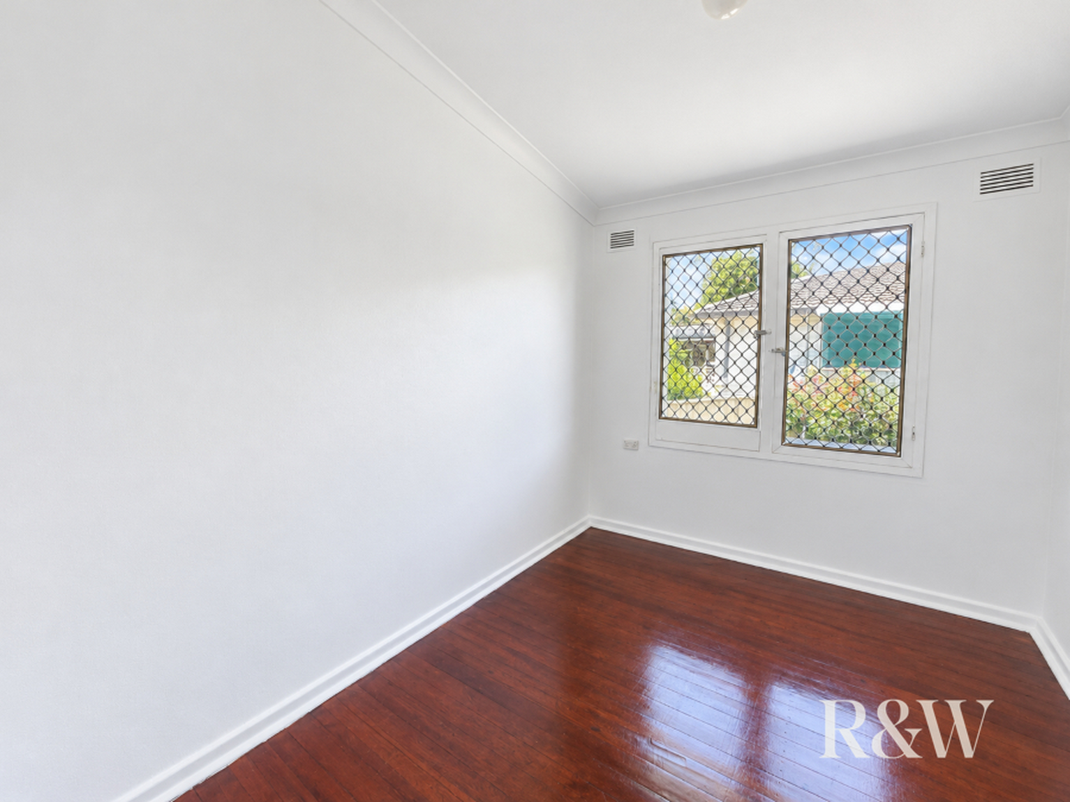 12 Fitzgerald Crescent Blackett