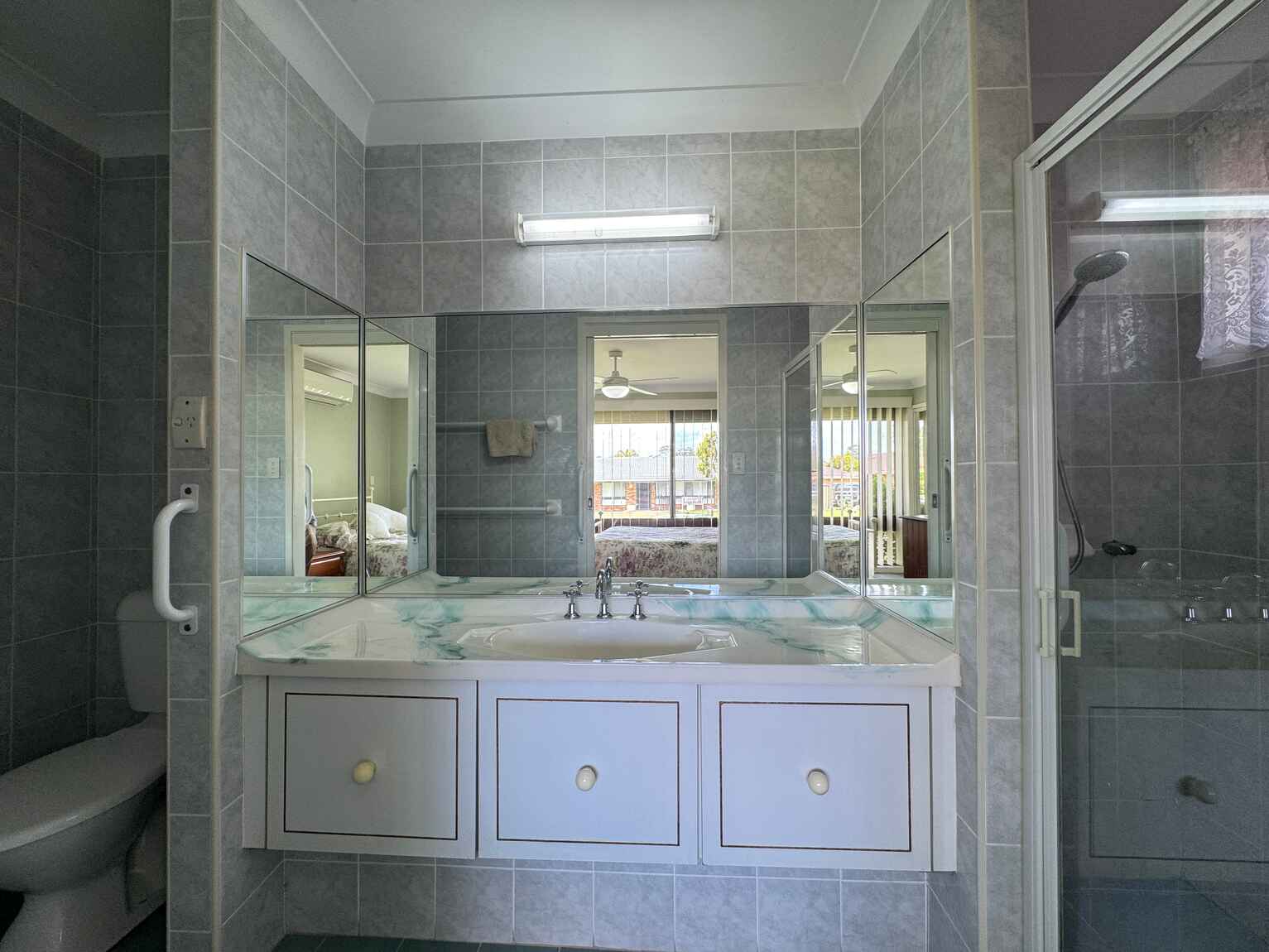 4 Thornhill Crescent Werrington Downs 4 Thornhill Crescent Werrington Downs