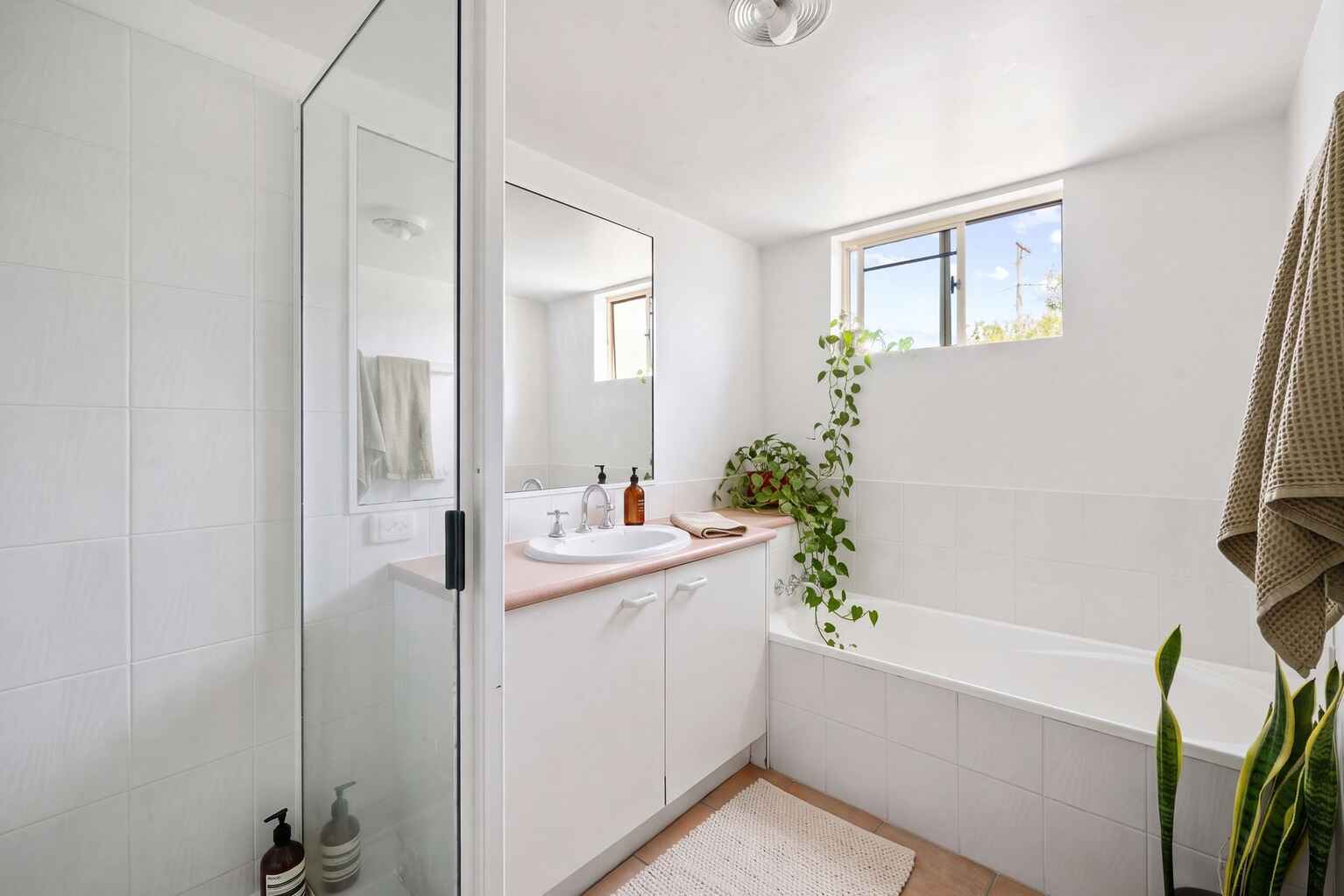 4/6 First Avenue Coolum Beach