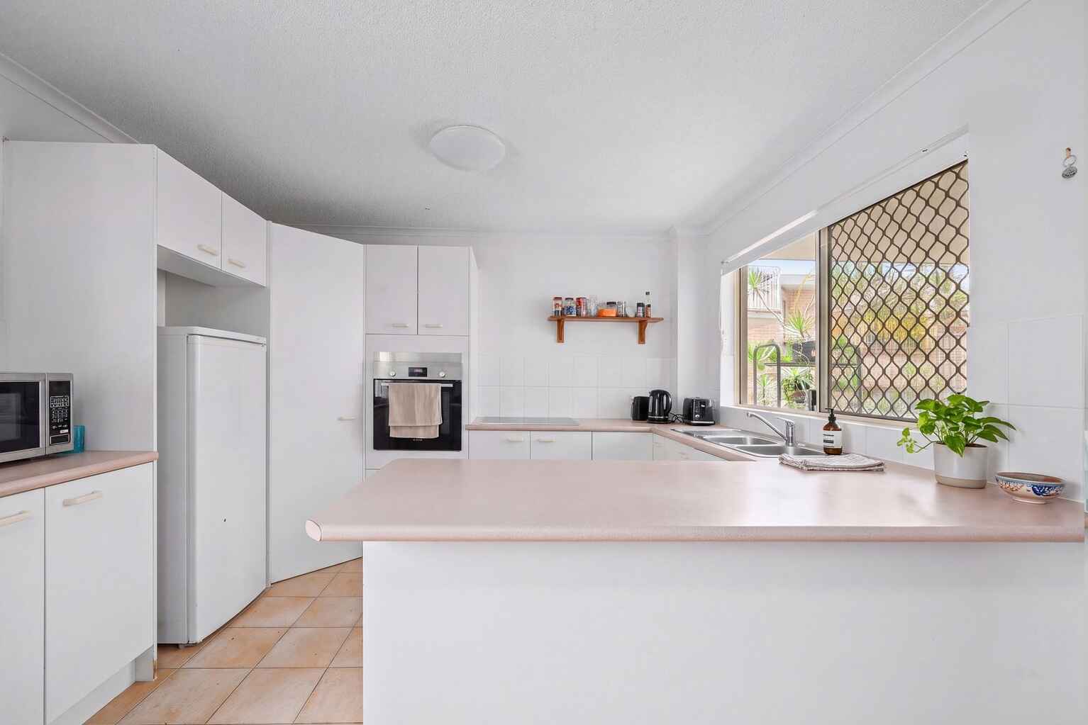 4/6 First Avenue Coolum Beach