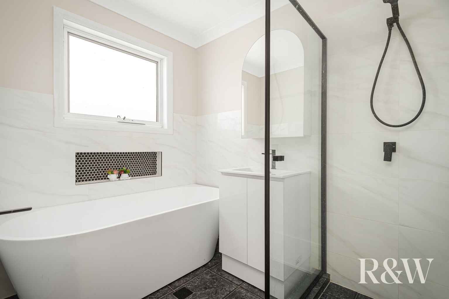 17 Canberra Street Oxley Park 17 Canberra Street Oxley Park
