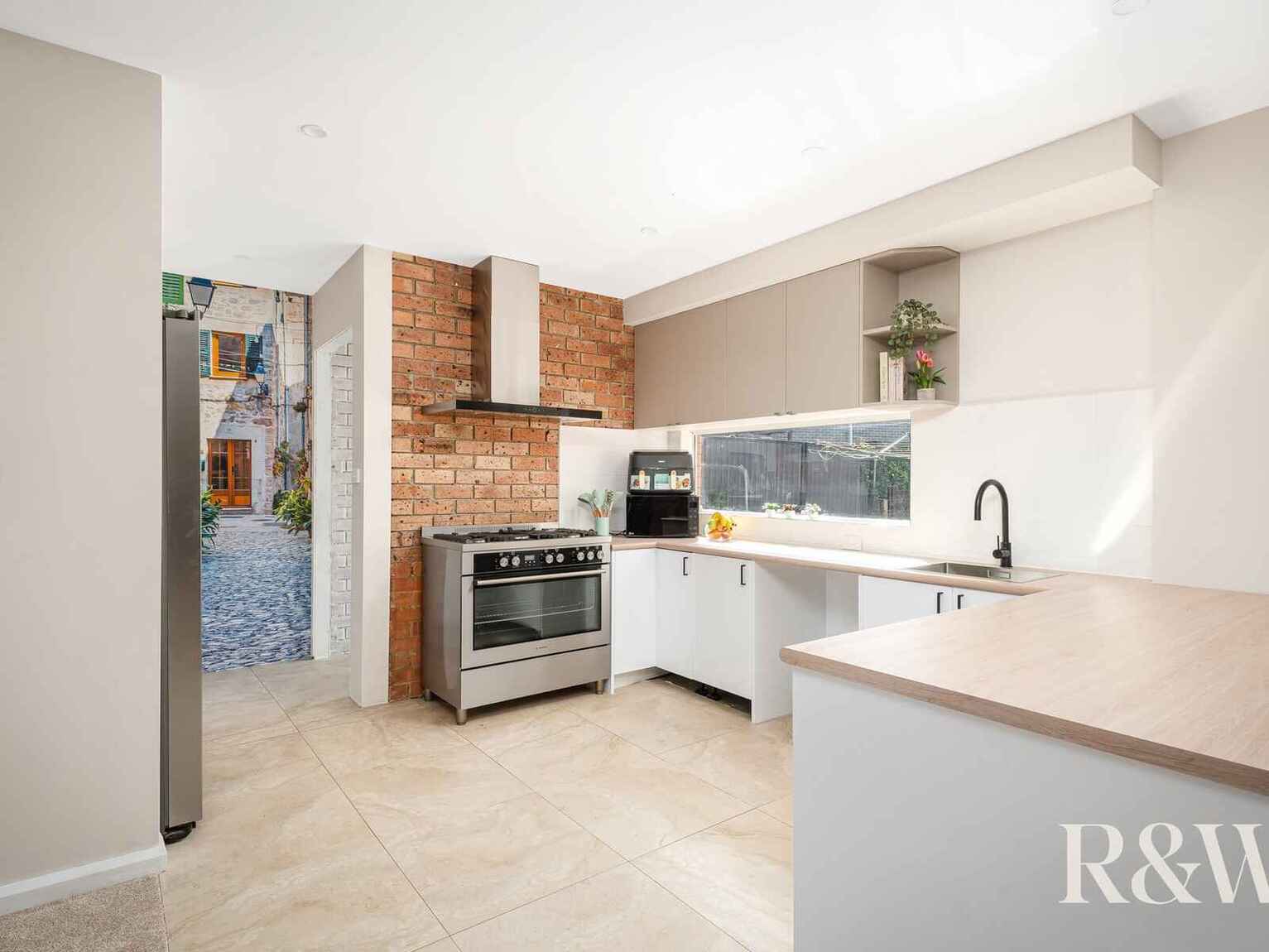 17 Canberra Street Oxley Park 17 Canberra Street Oxley Park