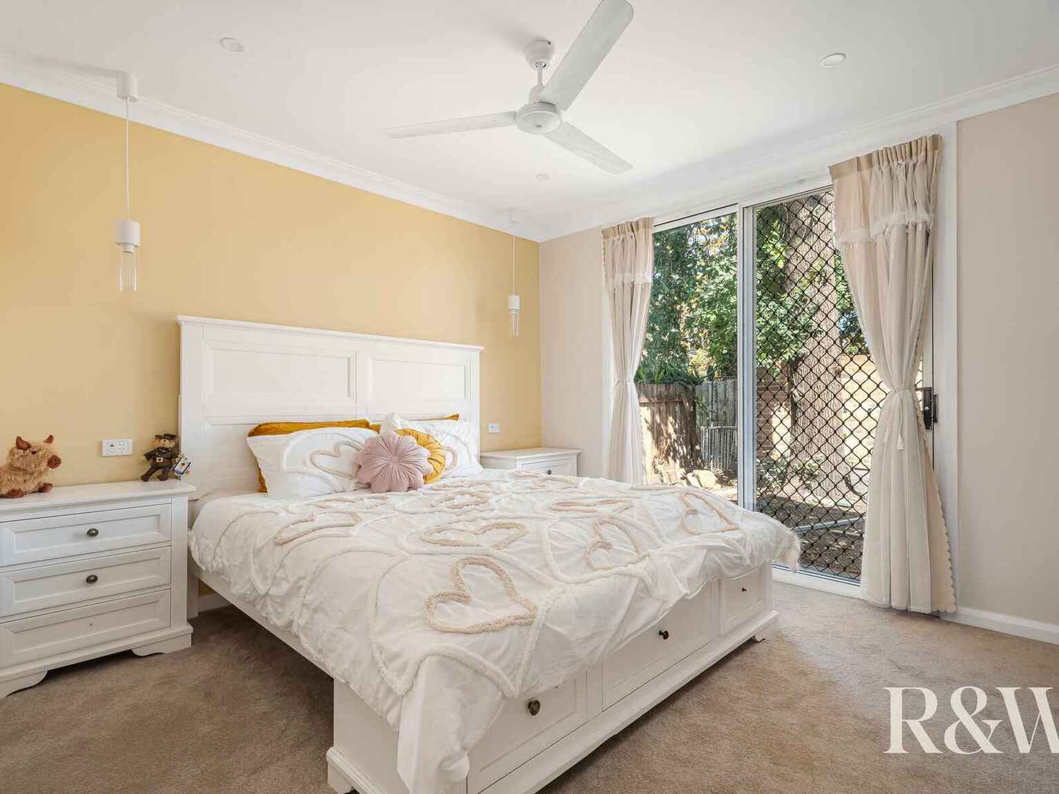 17 Canberra Street Oxley Park 17 Canberra Street Oxley Park
