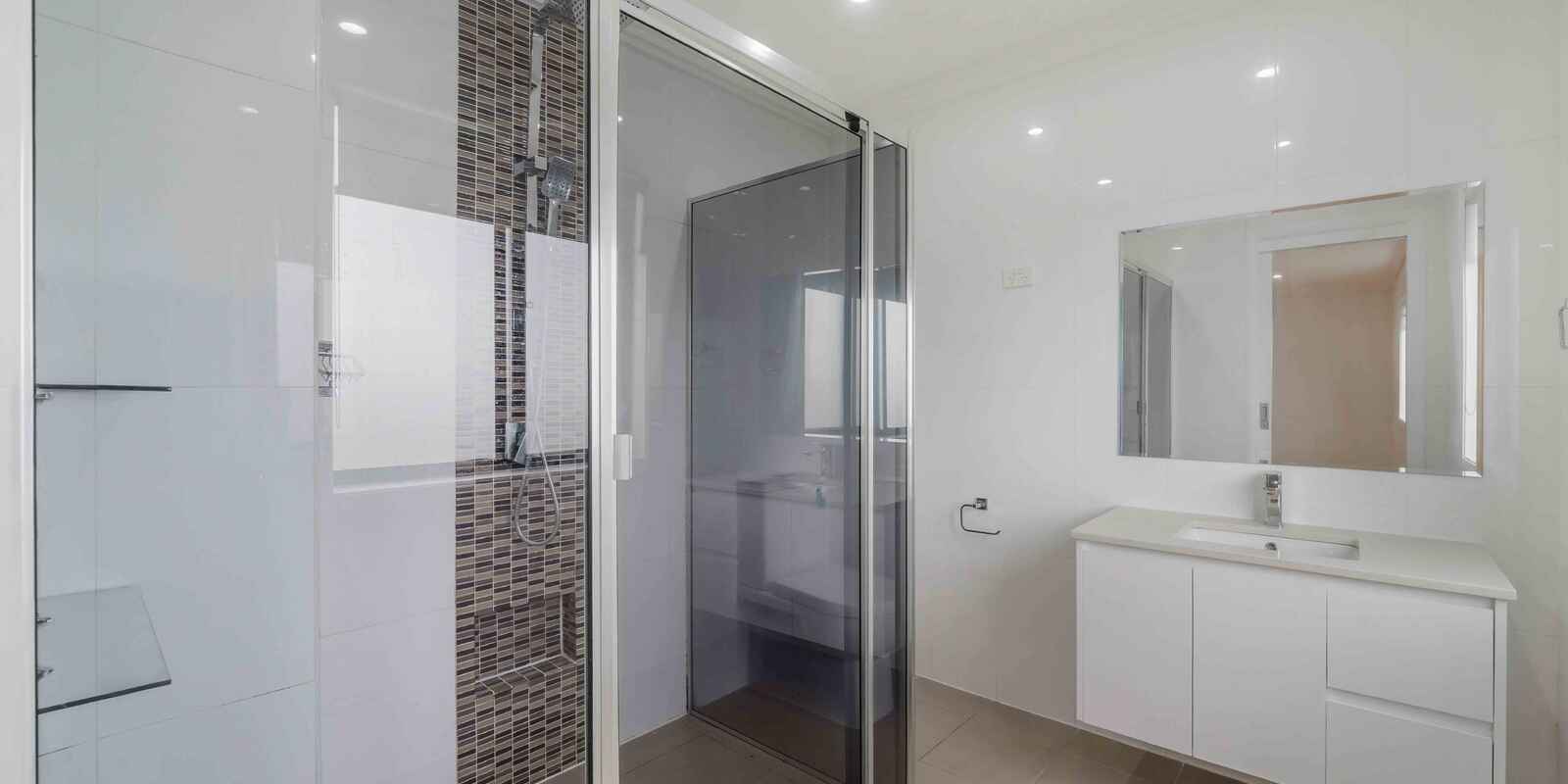 12 Mustang Close Middleton Grange 12 Mustang Close Middleton Grange