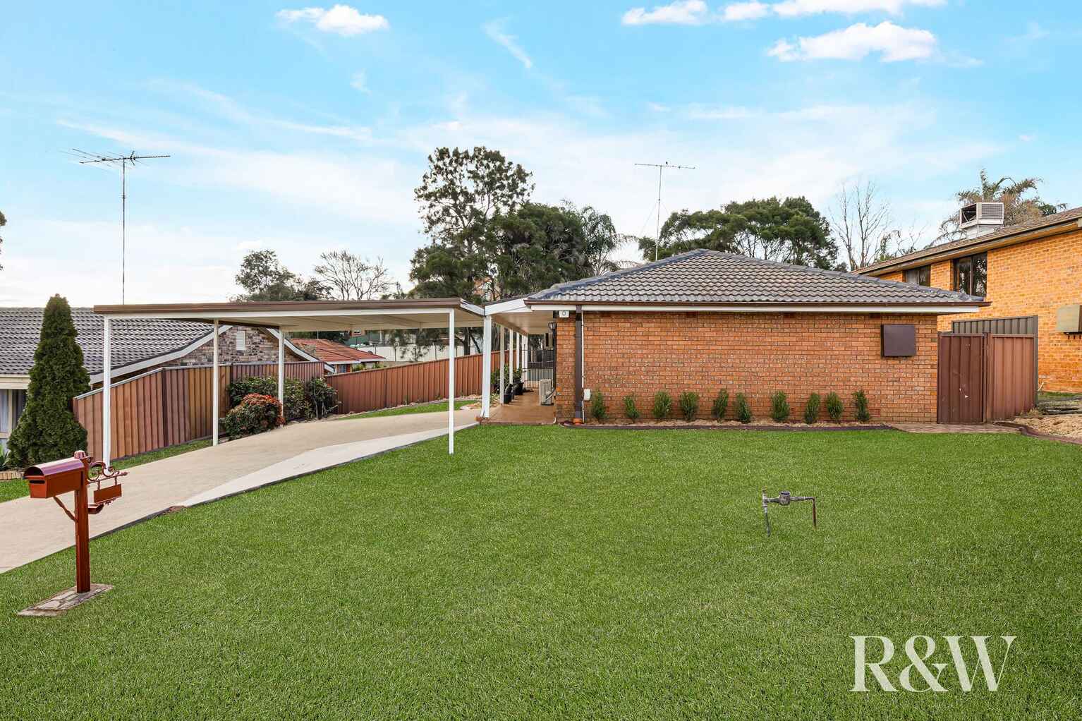 36 Explorers Way St Clair