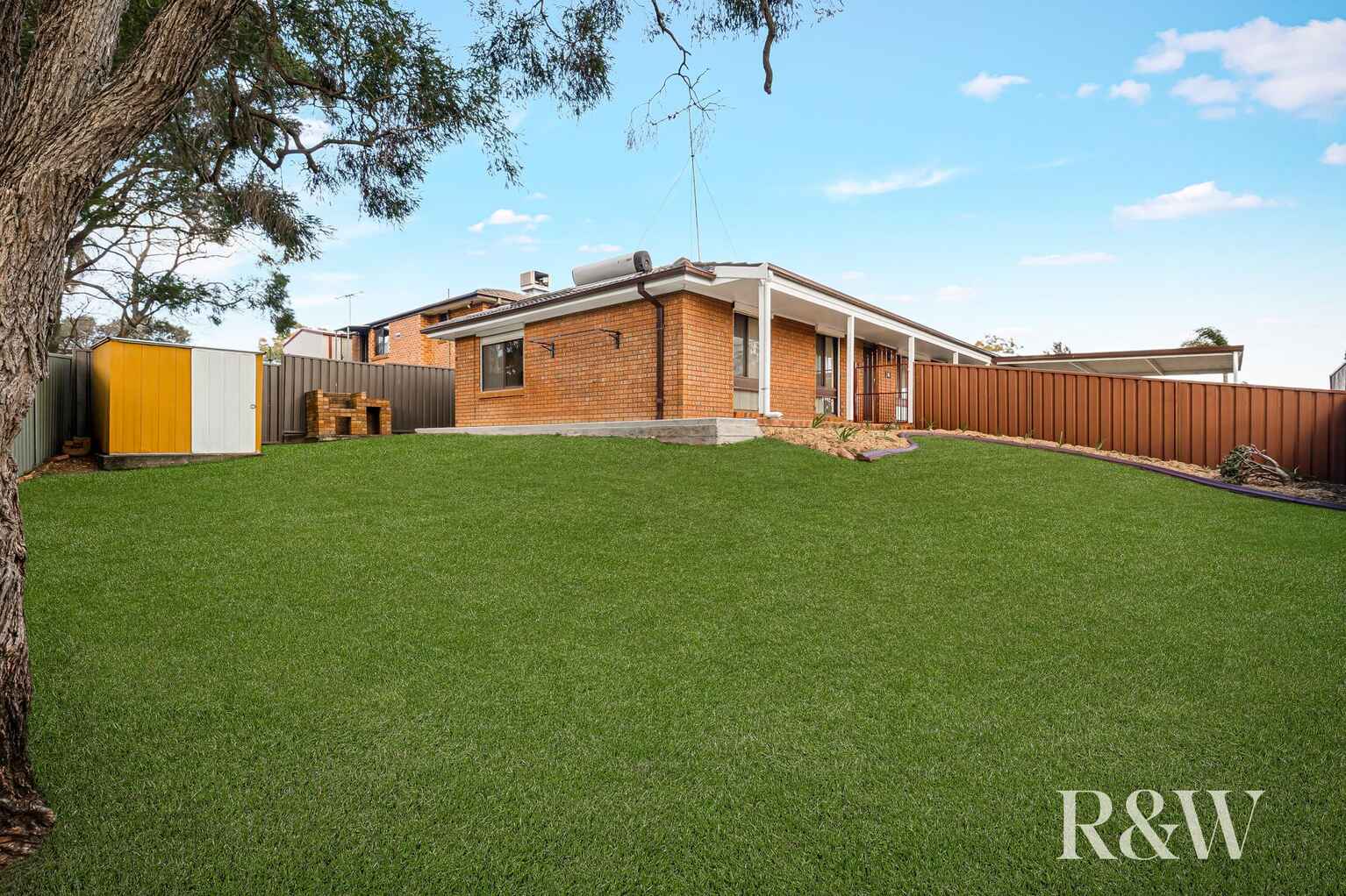 36 Explorers Way St Clair