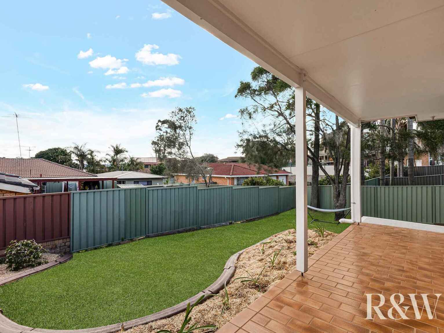 36 Explorers Way St Clair