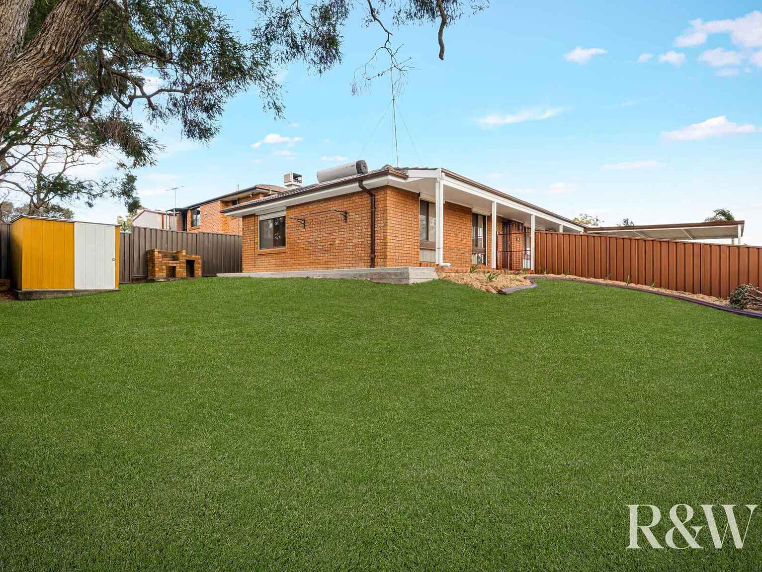 36 Explorers Way St Clair